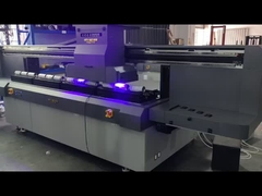 ডিজিটাল বড় ফরম্যাট প্রিন্টার সুনির্দিষ্ট শক্তিশালী ইউভি প্রিন্টিং সরঞ্জাম